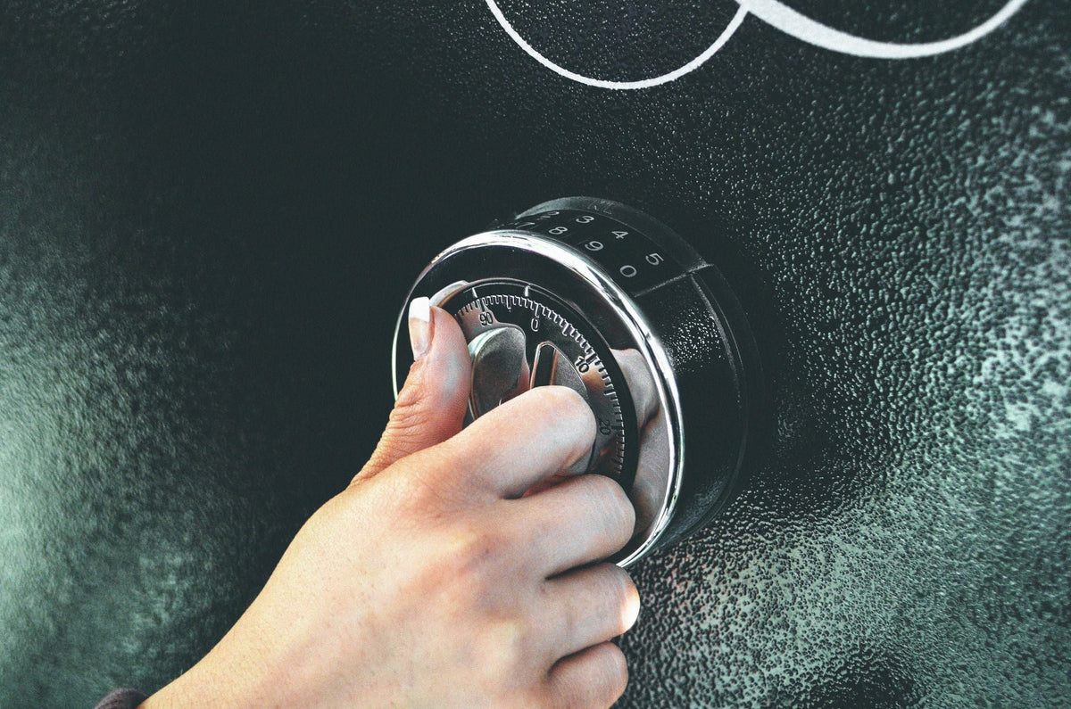 Differences between digital vs mechanical locks