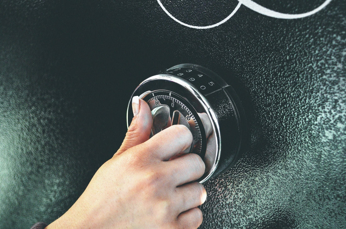 Differences between digital vs mechanical locks